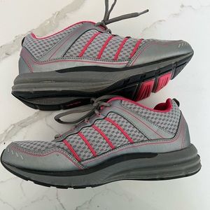 Abeo Tennis Shoes size 8